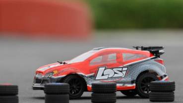 Losi Micro Rally-X 1/24 4WD RTR, rot